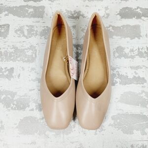 New Taryn By Taryn Rose Square Toe Slip On Faux Leather Cream Flats C691